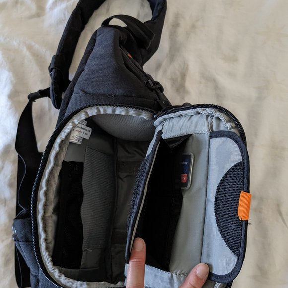 Nikon D40 with 18-200mm lens and camera bag EUC - Picture 13 of 16